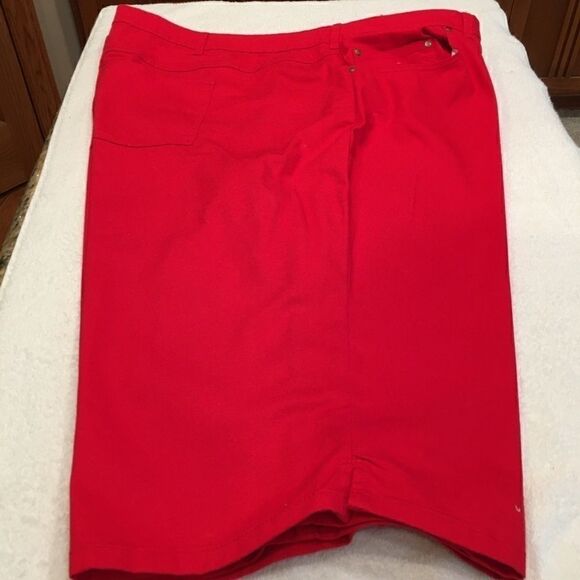 Woman Within Pants - Woman Within size 42w Petite red Capris NWOT